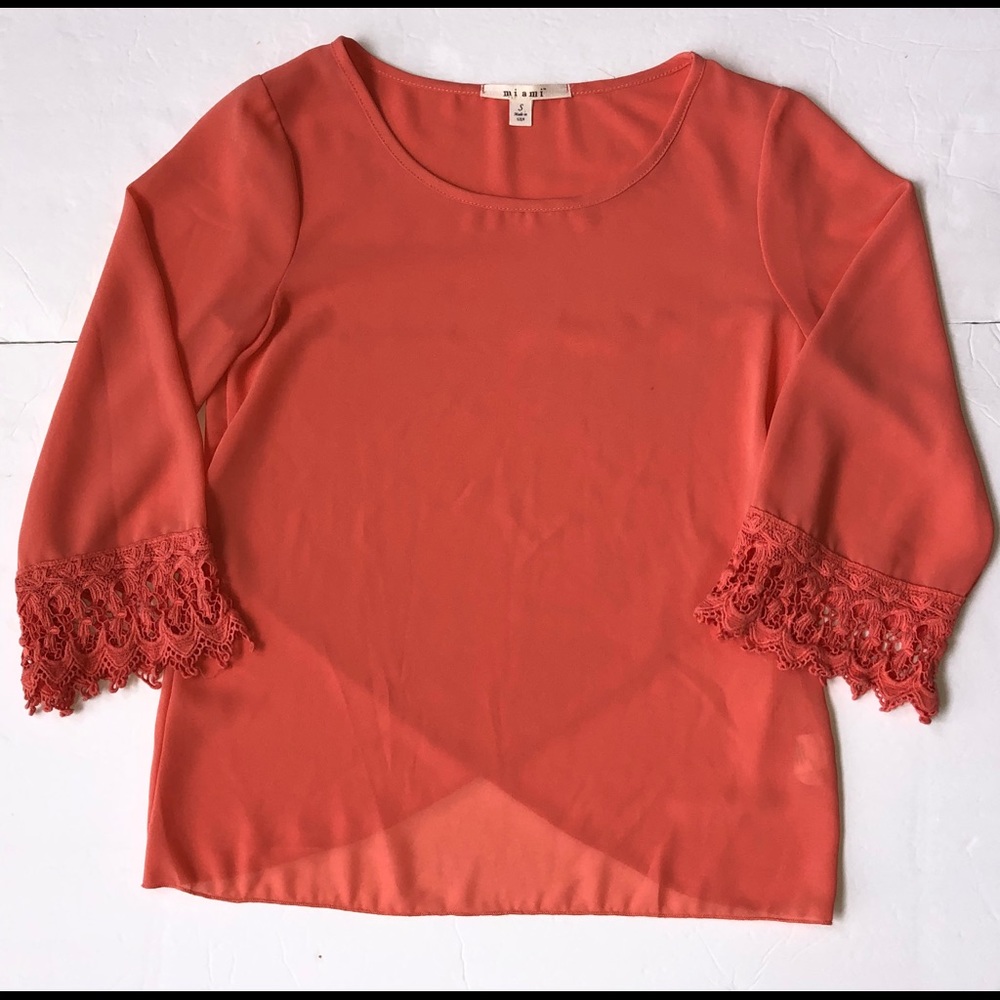 Francesca’s Collection “Miami” Blouse-Size Small!!